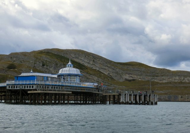 Rounding the end of the pier