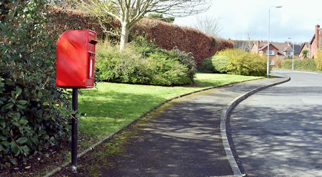 Postbox BT19 5, Conlig (April 2016)