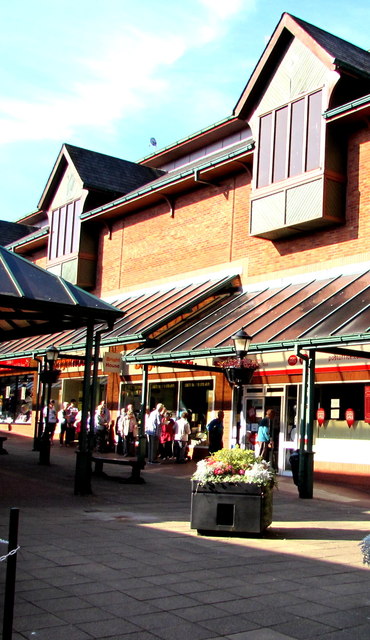 Queue outside Blackwood Post Office 