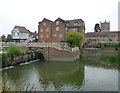 SO8832 : Abbey Mill Sluice, Tewkesbury by Russel Wills