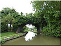 SP4811 : Former rail bridge and Drinkwater's lift bridge, Oxford Canal by Vieve Forward