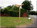 ST2895 : Wooden signpost on a Forgehammer corner, Cwmbran by Jaggery