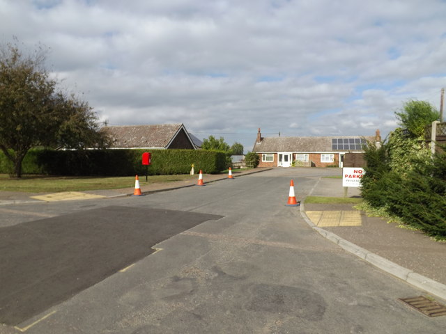 Road off Church Road