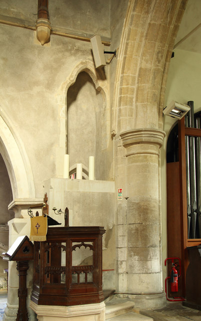 St Pandionia & St John, Eltisley - Pulpit