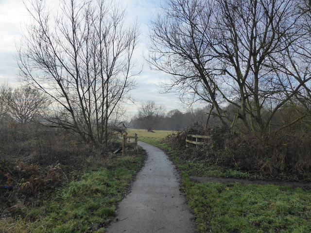 The London LOOP in Hornchurch Country Park