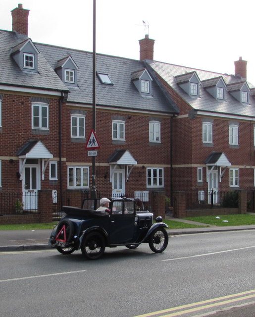 Old timer in Bath Road, Stonehouse