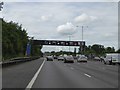 TQ0482 : Signal gantry over M25 clockwise at Iver Heath by David Smith