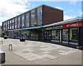 ST7082 : McColl's convenience store and off licence, Yate by Jaggery