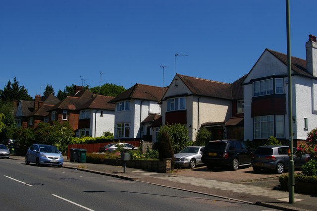 Suburban houses on Hendon Lane