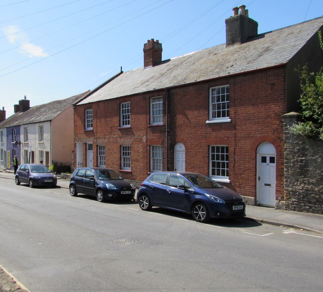 Grade II listed row of three houses, South Street, Bridport