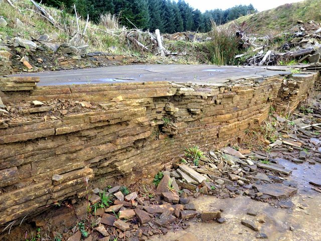 Sandstone quarry face, Ladycross Bank Quarry