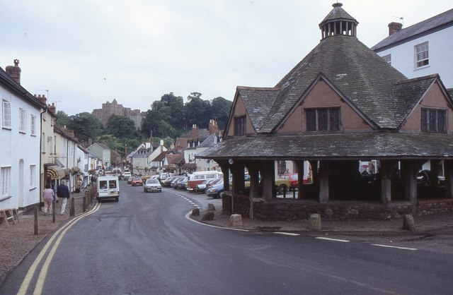 Yarn Market, High Street, Dunster