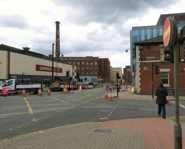 Wellington Road South closed.