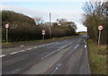 ST4187 : End of the 30 zone west of Magor, Monmouthshire by Jaggery