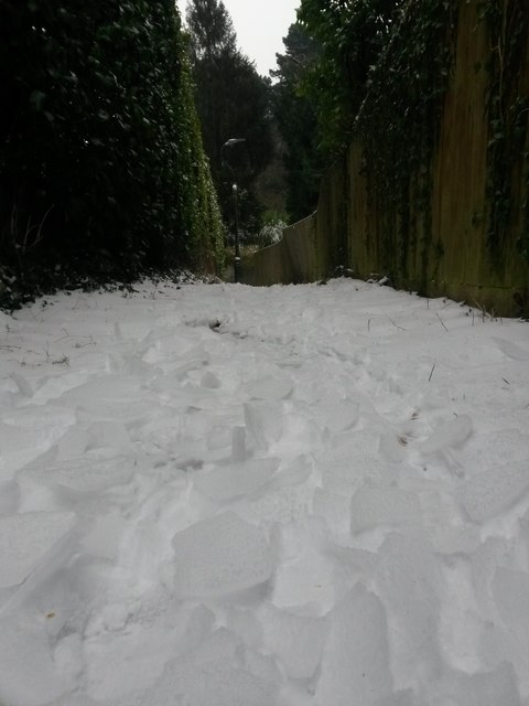 Northbourne: cracked ice over snow on footpath O09