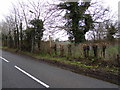 TM4978 : Footpath to A1095 Halesworth Road by Geographer