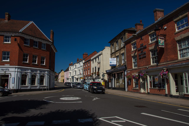 Mini-roundabout in Ashby