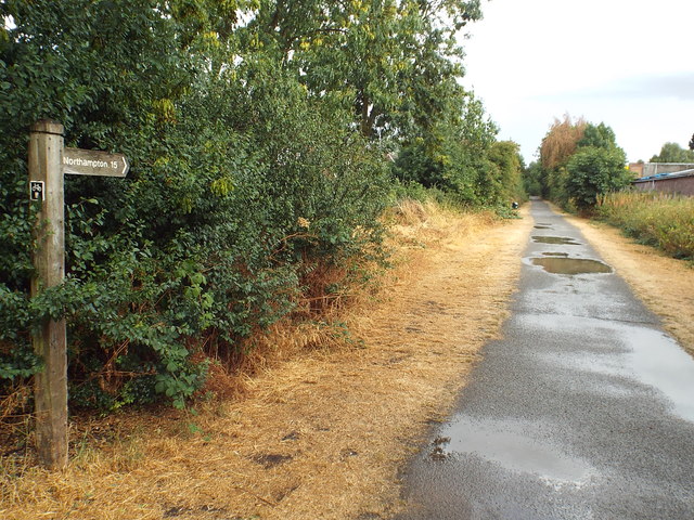 Brampton Valley Way leaving Market Harborough