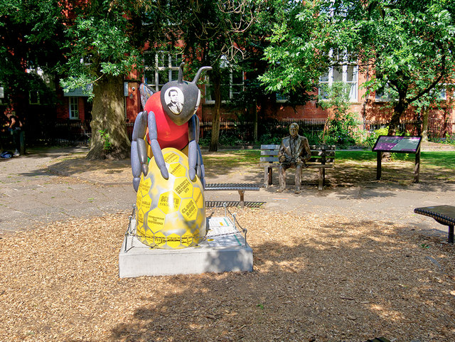 Sackville Gardens, Alan Turing and The LGBTQ+ Queen Bee