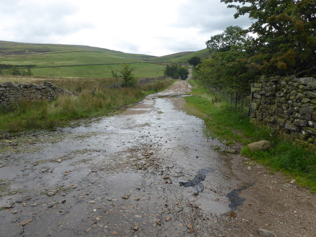 The Pennine Way near Bow Hall Farm