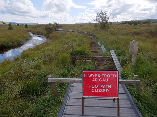 Boardwalk repairs, Cors Caron