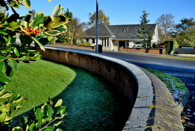 Frosty coping on wall, Campsie