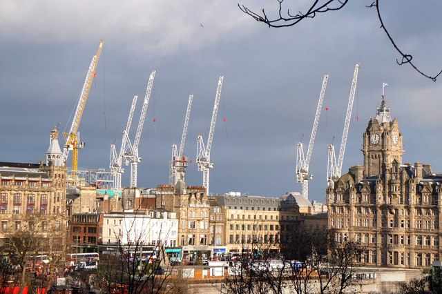 Cranes off duty, Edinburgh