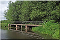 SK1715 : Towpath walkway south-east of Alrewas in Staffordshire by Roger  D Kidd