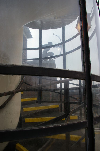 Stairwell, East Finchley station