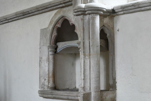 Anstey, St. George's Church: Piscina