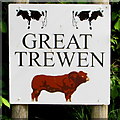 SO5318 : Great Trewen Farm name sign, Trewen, Herefordshire by Jaggery