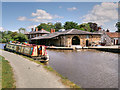 SJ4034 : Ellesmere Yard, Llangollen Canal by David Dixon