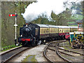 SX7863 : No. 1501 approaching Staverton Station by Chris Allen