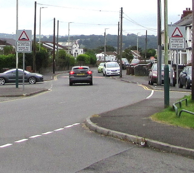 Warning signs - humps for 270 yards, Hengoed Avenue, Cefn Hengoed