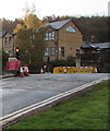 ST3090 : Temporary traffic lights at the top end of Rowan Way, Malpas, Newport by Jaggery