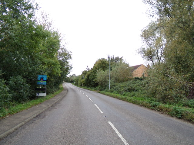 Entering Ely on the B1382 Prickwillow Road