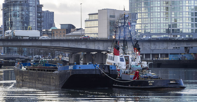 Tug 'Goliath' and barge, Belfast