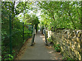 SE2534 : New barrier on the ginnel from King's Approach to Aston Drive by Stephen Craven