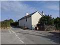 SX8492 : House at Barton Head junction by Rob Purvis