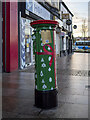 J5081 : Festive postbox, Bangor by Rossographer