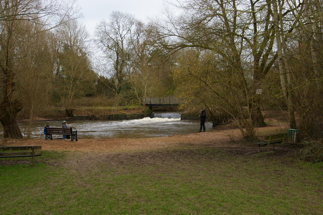 Weir and pool on the River Weaver, Nantwich