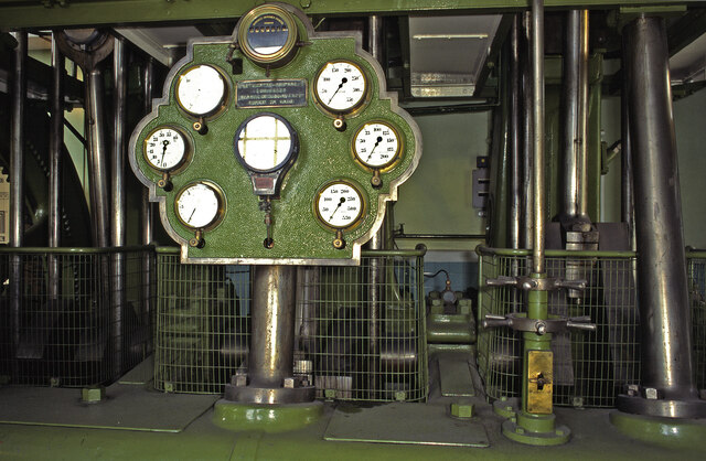 Cottingham Pumping Station - steam engine, gauge board