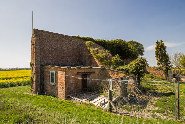 WWII Wiltshire: RAF Clyffe Pypard - Small Arms Firing Range (1)