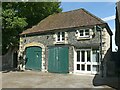 SU1069 : Former coach house at the Red Lion, Avebury by Alan Murray-Rust