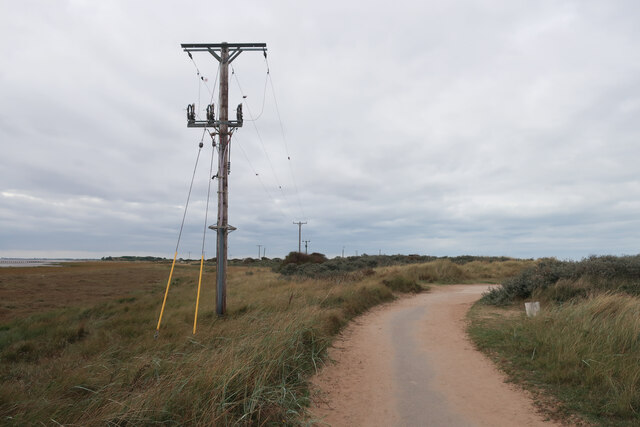 Electricity wires at Spurn