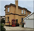 TQ1503 : K8 Telephone Box, Park Road, Worthing by PAUL FARMER