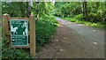 SN0614 : Sign on the Kinghts Way bridleway by TCExplorer