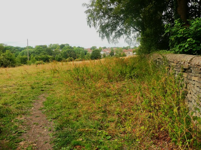 Footpath to the A58 off Lower Wyke Green