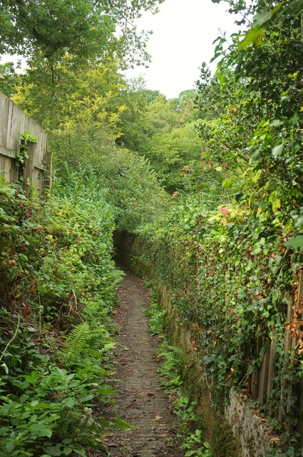 Footpath, Cott