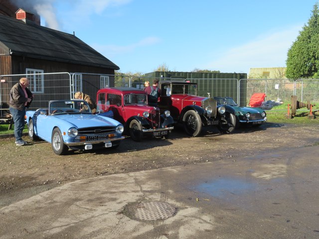 Claymills Victorian Pumping Station - historic cars